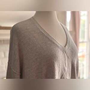 Anthropologie x Michael Stars Wes V-Neck Sweater - size M/L